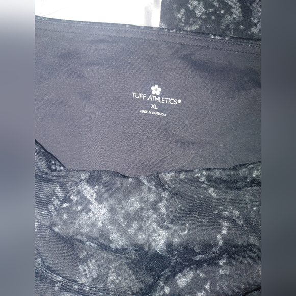 🐍 Tuff Athletics 🐍 Snake skin leggings - Picture 4 of 4